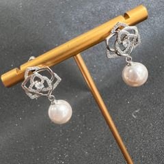  Bông Tai Hoa Hồng Ngọc Trai & Pha Lê Trắng (AL) 