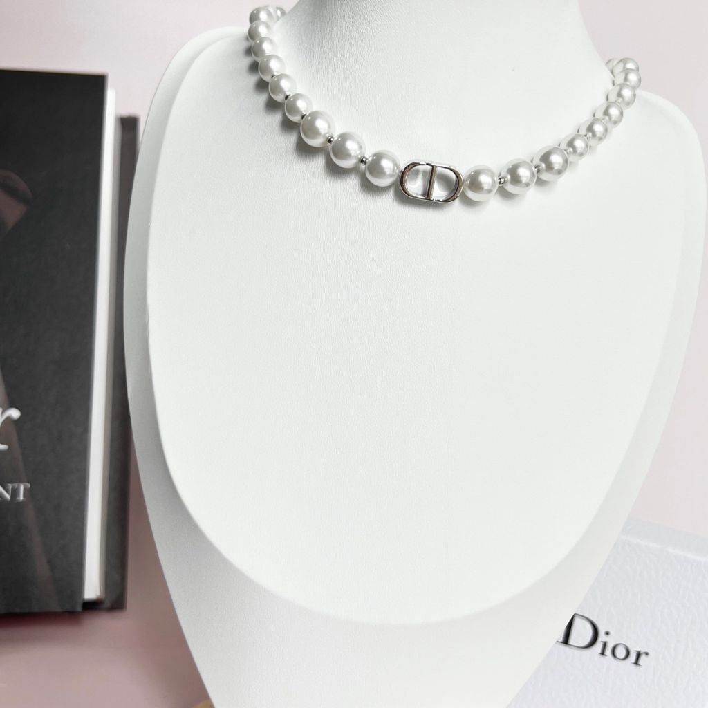  Vòng Cổ Choker Dior Ngọc Trai Màu Trắng Quý Phái 