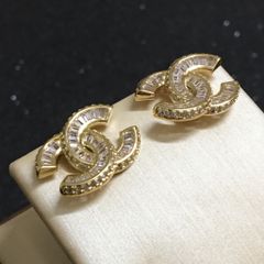  Bông Tai Chanel Màu Vàng Pha Lê Trắng (AP) 
