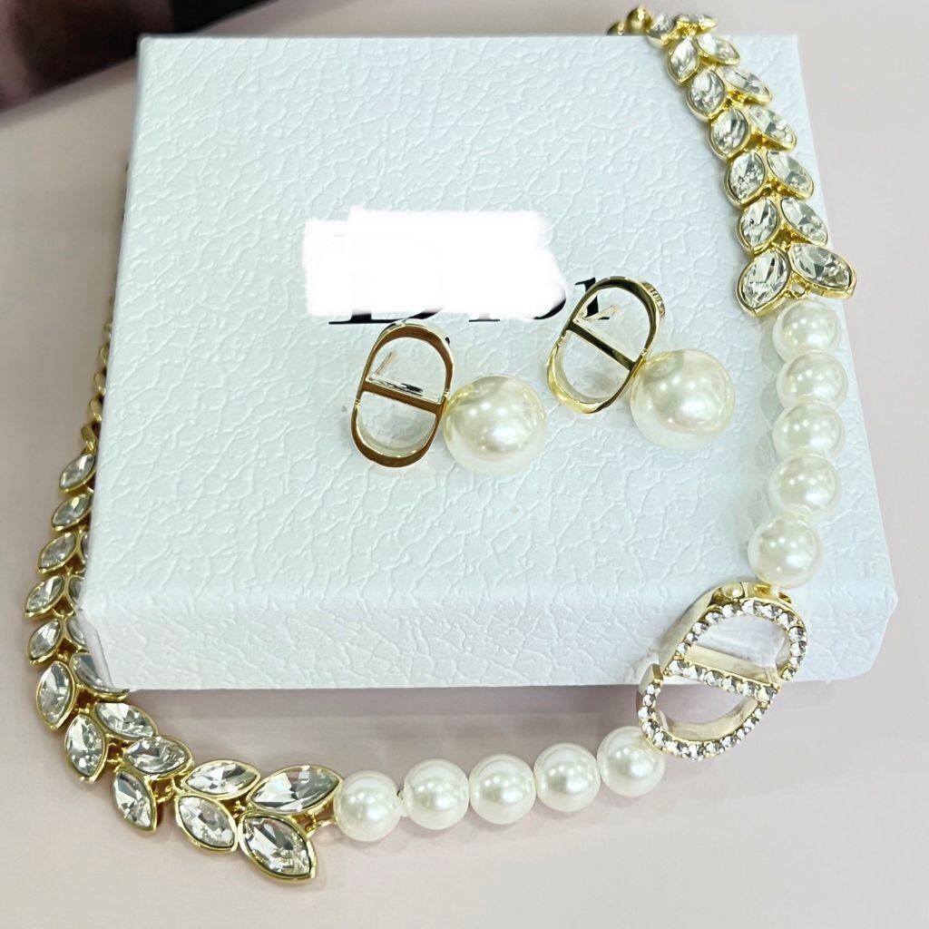  Bộ Trang Sức Dior Vàng - Vòng cổ Choker & Bông Tai Ngọc Trai, Pha Lê Quý Phái (AJ) 