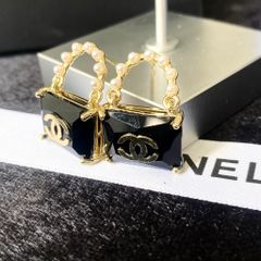  Bông Tai Túi Xách Chanel Bản To Màu Vàng Pha Lê Đen & Ngọc Trai (BW) 