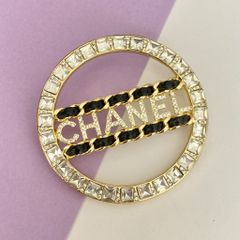  Cài Áo Nam, Nữ - Chanel Màu Vàng Bản To Pha Lê Trắng (BS) 