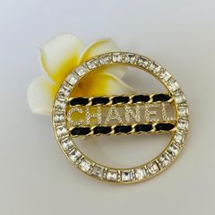  Cài Áo Nam, Nữ - Chanel Màu Vàng Bản To Pha Lê Trắng (BS) 