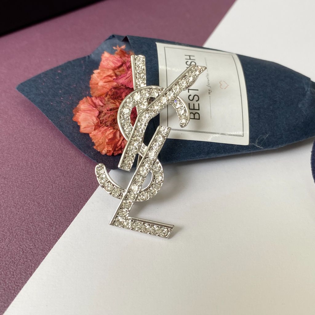  Cài Áo Nam, Nữ - YSL Màu Trắng Pha Lê (AH) 