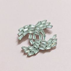  Cài Áo Nam, Nữ - Chanel Lưới Size Nhỏ Màu Trắng Pha Lê (AP) 