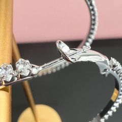  Bông Tai Khoen Tròn Bản To Màu Trắng 6,3cm Pha Lê (BN) 