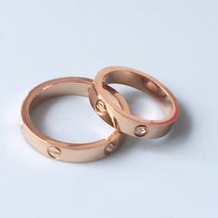  Nhẫn Cặp Đôi Tình Yêu - Cartier Màu Vàng Hồng TiTan Cao Cấp Pha Lê (AH) 