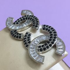  Bông Tai Chanel Bản To Màu Trắng Pha Lê Đen & Trắng Cá Tính (AH) 