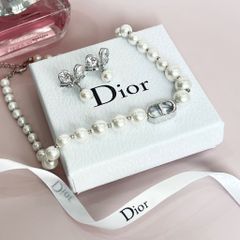  Bộ Trang Sức Dior Trắng - Vòng cổ Choker & Bông Tai Ngọc Trai, Pha Lê 3 Kiểu Đeo Quý Phái (AA) 