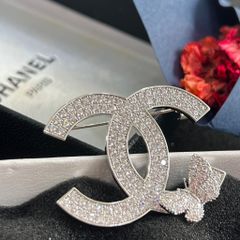  Cài Áo Chanel & Con Bướm Màu Trắng Pha Lê (CQ) 