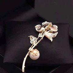  Cài Áo Hoa Hồng Vàng Ngọc Trai & Pha Lê Trắng Quý Phái (AM) 