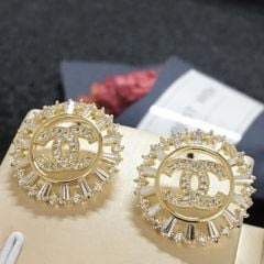  Bông Tai Chanel Bản To Màu Vàng Pha Lê Trắng (BG) 