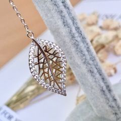  Bông Tai Tua Rua Chiếc Lá & Cái Nơ Pha Lê Trắng (AD) 