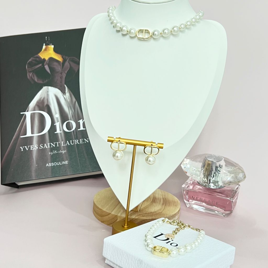  Bộ Trang Sức Dior Vàng - Vòng cổ Choker, Vòng Tay & Bông Tai Ngọc Trai Quý Phái (AE) 