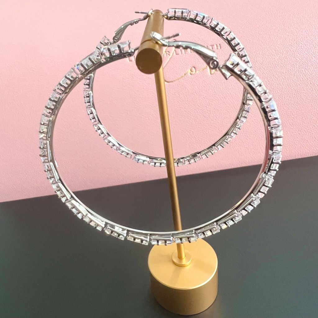  Bông Tai Khoen Tròn Bản To Màu Trắng 6,5cm Pha Lê (BM) 