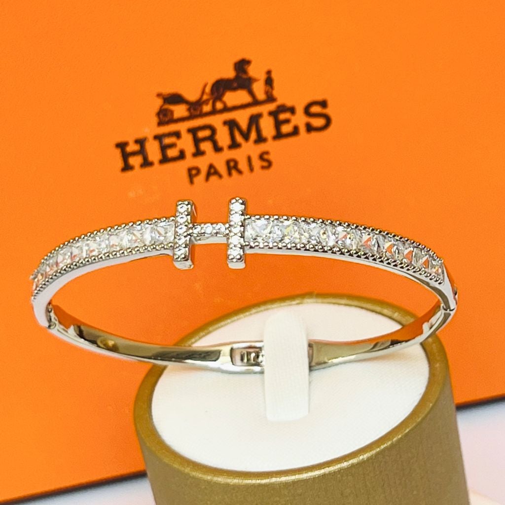  Bộ Trang Sức Hermes Trắng - Vòng Tay, Nhẫn & Bông Tai Pha Lê (AB) 
