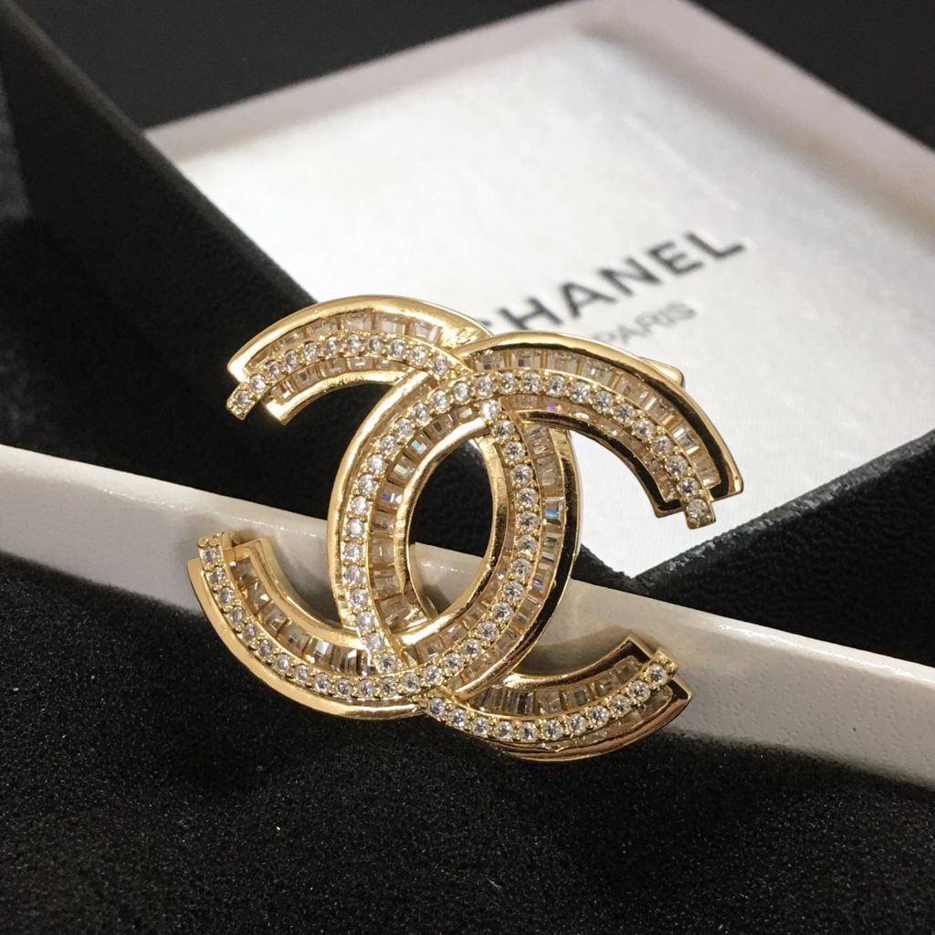  Cài Áo Nam, Nữ - Chanel Màu Vàng Pha Lê (AW) 
