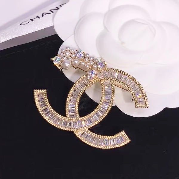  Cài Áo Nam, Nữ - Chanel Màu Vàng Ngọc Trai & Pha Lê Trắng (CF) 