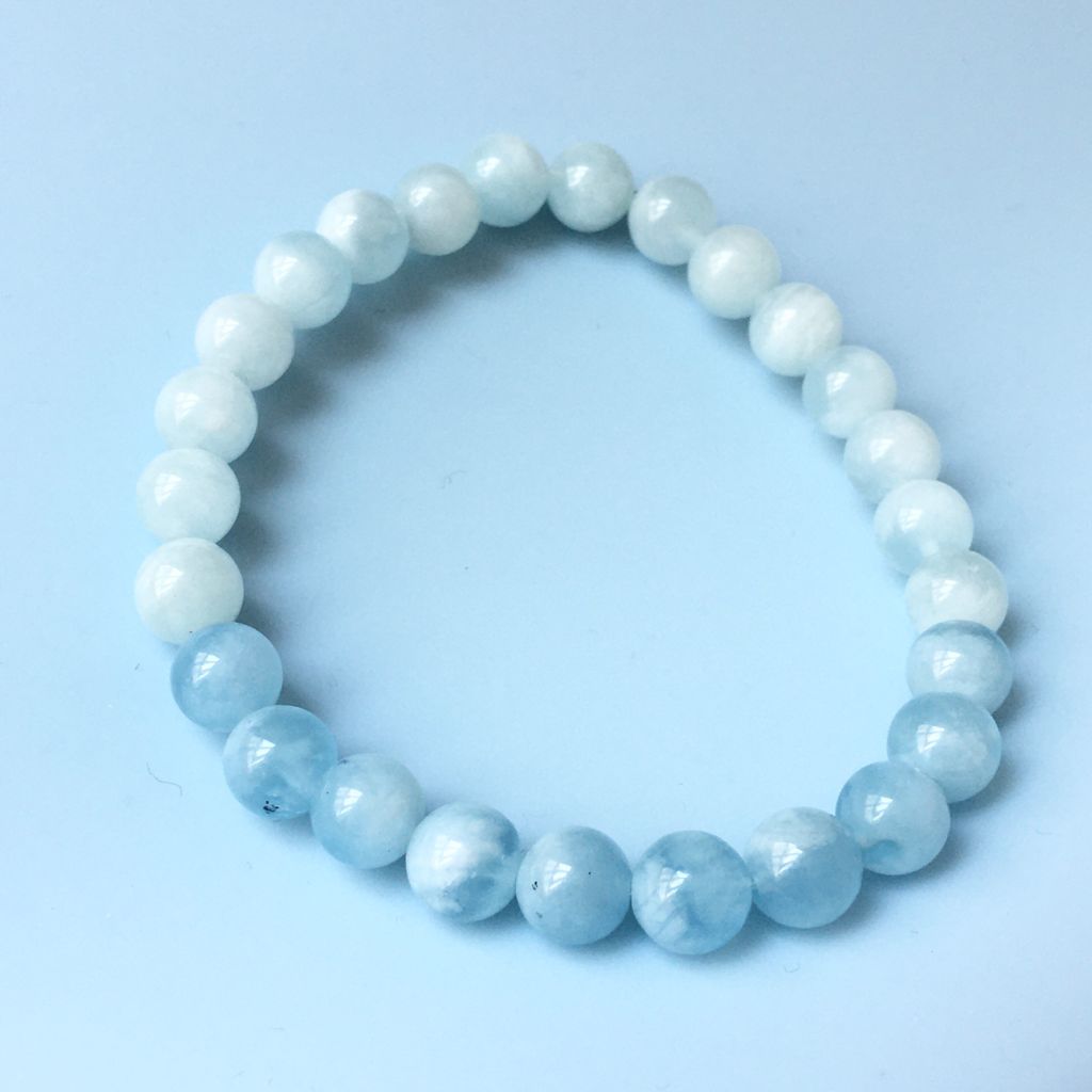  Vòng Tay Phong Thuỷ Cao Cấp - Đá Aquamarine Thiên Nhiên Màu Xanh Nhạt Dần 