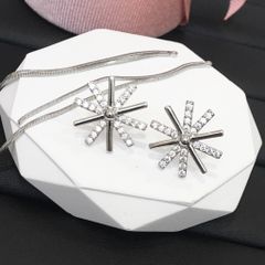  Bông Tai Tua Rua Cánh Hoa Pha Lê Trắng (AY) - Có 3 Kiểu Đeo 