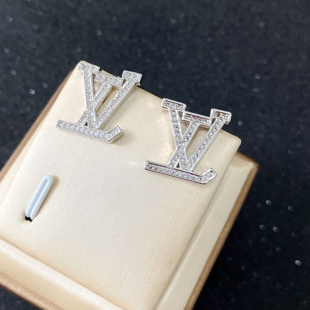  Bông Tai LV Màu Trắng Pha Lê (AD) 