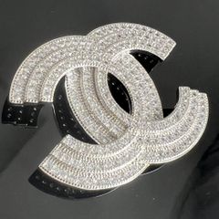  Cài Áo Nam, Nữ - Chanel Màu Trắng Pha Lê (BV) 