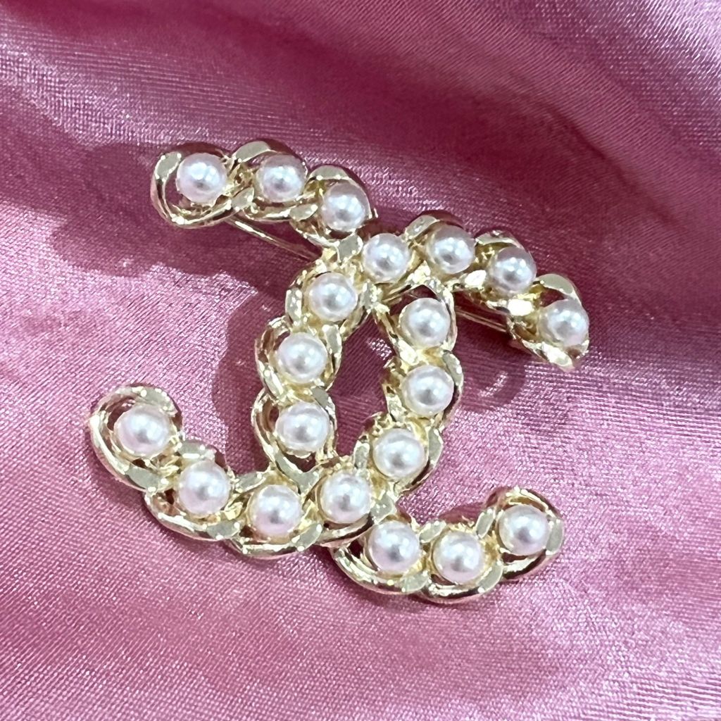  Cài Áo Nam, Nữ - Chanel Màu Vàng Ngọc Trai Trắng (BX) 