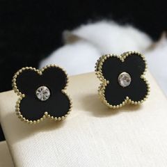  Bông Tai Cỏ 4 Lá May Mắn Màu Đen Bản To 1,4cm Pha Lê (AA) 