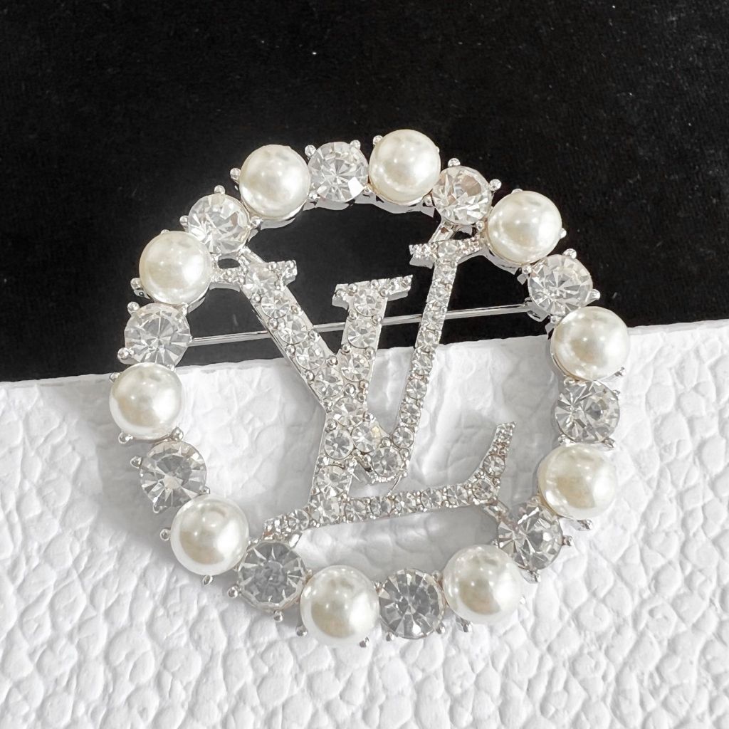  Cài Áo Nam, Nữ - LV Màu Trắng Ngọc Trai & Pha Lê (AC) 