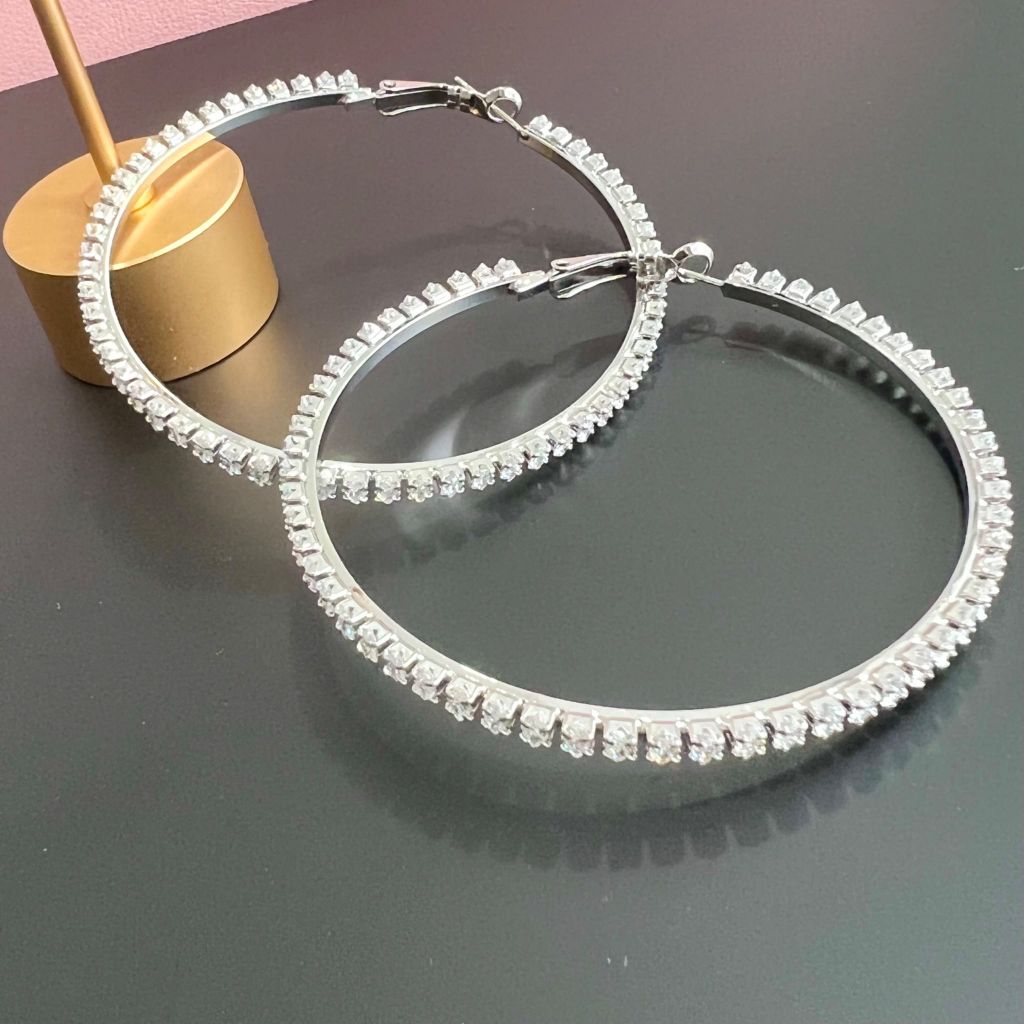  Bông Tai Khoen Tròn Bản To Màu Trắng 7,3cm Pha Lê (BO) 