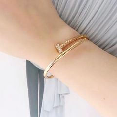  Vòng Tay Nam, Nữ TiTan Cao Cấp - Cartier Cây Đinh Màu Vàng Hồng Pha Lê Trắng 