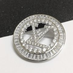  Cài Áo Nam, Nữ - LV Màu Trắng Pha Lê (AA) 