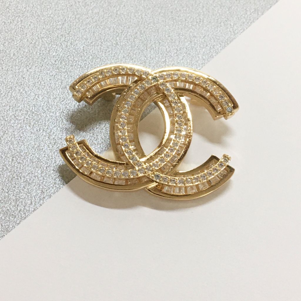  Cài Áo Nam, Nữ - Chanel Màu Vàng Pha Lê (AW) 