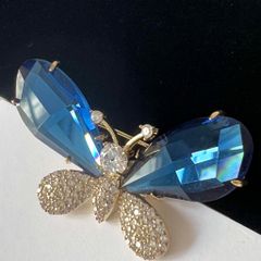  Cài Áo Con Bướm Pha Lê Xanh Bích & Trắng (AJ) 