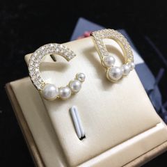  Bông Tai Dior Màu Vàng Bản To Ngọc Trai & Pha Lê Trắng (AE) 