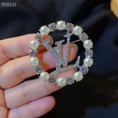  Cài Áo Nam, Nữ - LV Màu Trắng Ngọc Trai & Pha Lê (AC) 