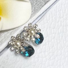  Bông Tai Cánh Hoa Ngọc Trai & Giọt Nước Pha Lê Xanh Bích (BK) 