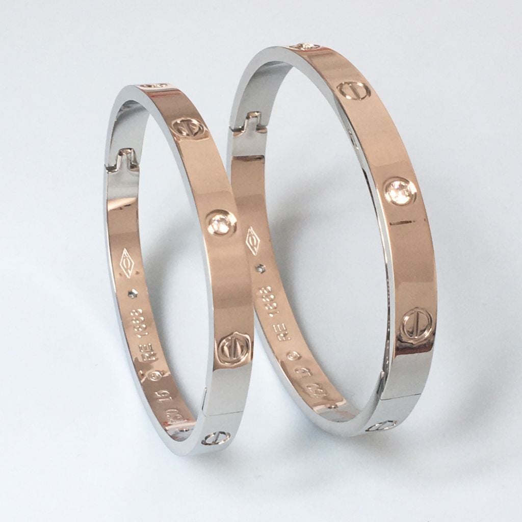  Vòng Tay Cặp Đôi Tình Yêu - Cartier Màu Trắng Titan Cao Cấp Pha Lê (AB) 