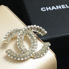  Cài Áo Nam, Nữ - Chanel Màu Vàng Bản To Pha Lê Trắng (BQ) 