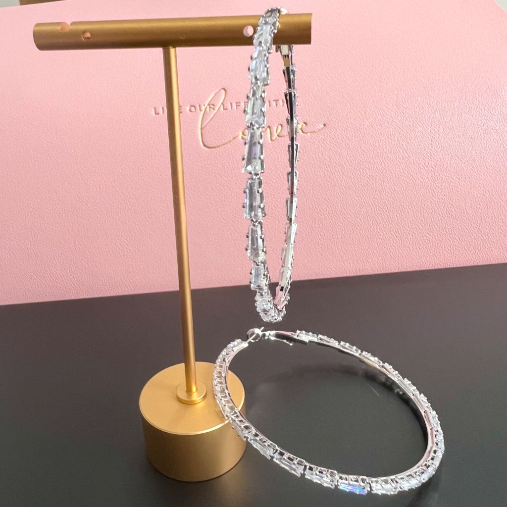  Bông Tai Khoen Tròn Bản To Màu Trắng 6,5cm Pha Lê (BM) 