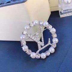  Cài Áo Nam, Nữ - LV Màu Trắng Ngọc Trai & Pha Lê (AC) 