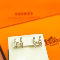  Bông Tai Hermes Màu Vàng Ngọc Trai & Pha Lê Trắng (AK) 