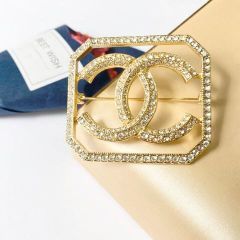  Cài Áo Nam, Nữ - Chanel Màu Vàng Bản To Pha Lê Trắng (BT) 