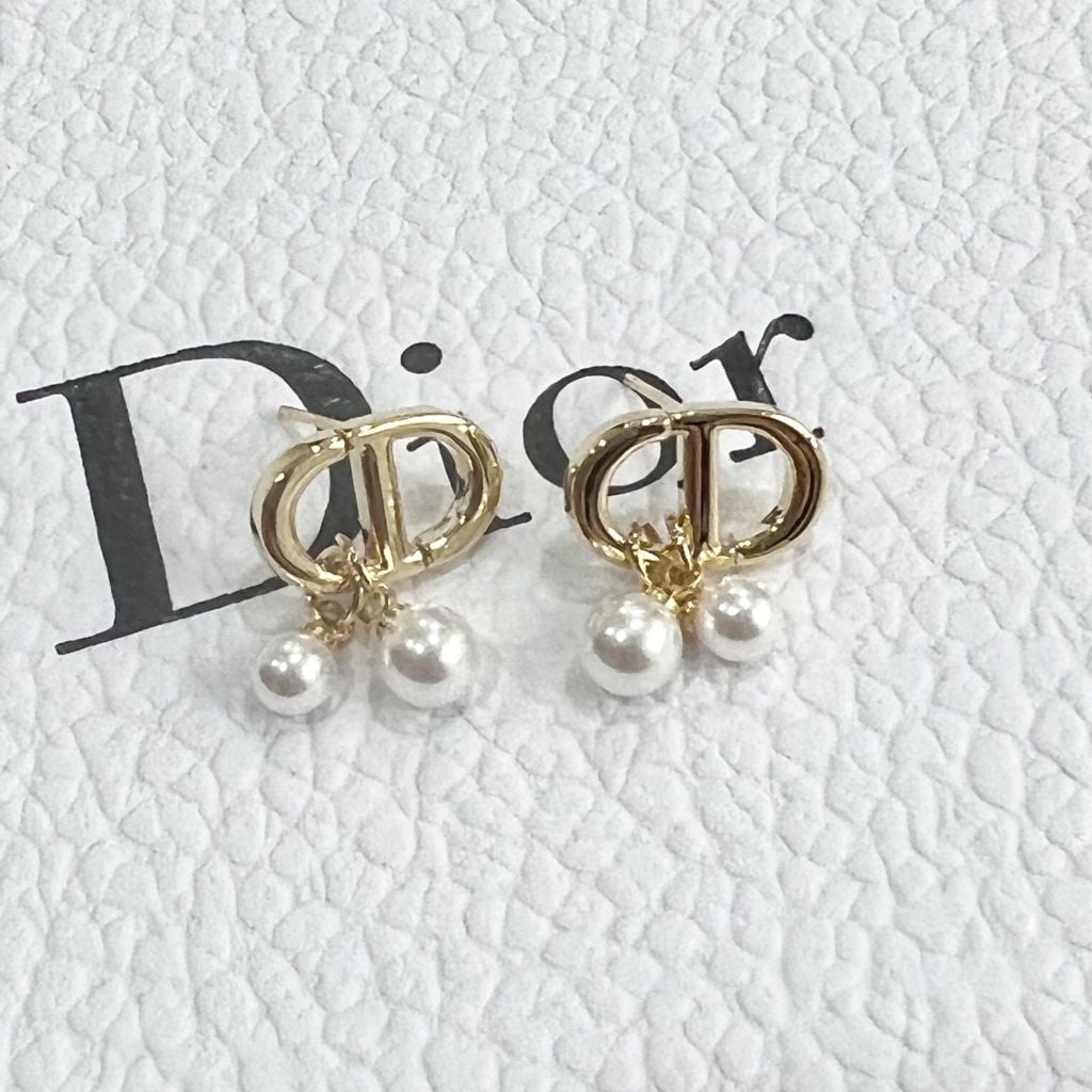  Bông Tai Dior Màu Vàng 2 Hạt Ngọc Trai 