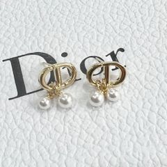  Bông Tai Dior Màu Vàng 2 Hạt Ngọc Trai 