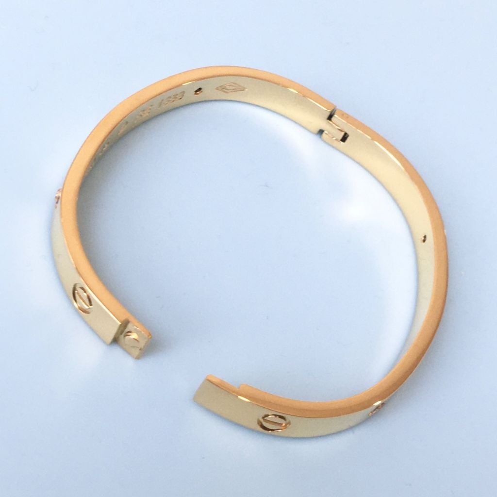  Bộ Trang Sức Nam, Nữ Cartier Titan Cao Cấp - Vòng Tay & Nhẫn Màu Vàng Pha Lê (AN) 