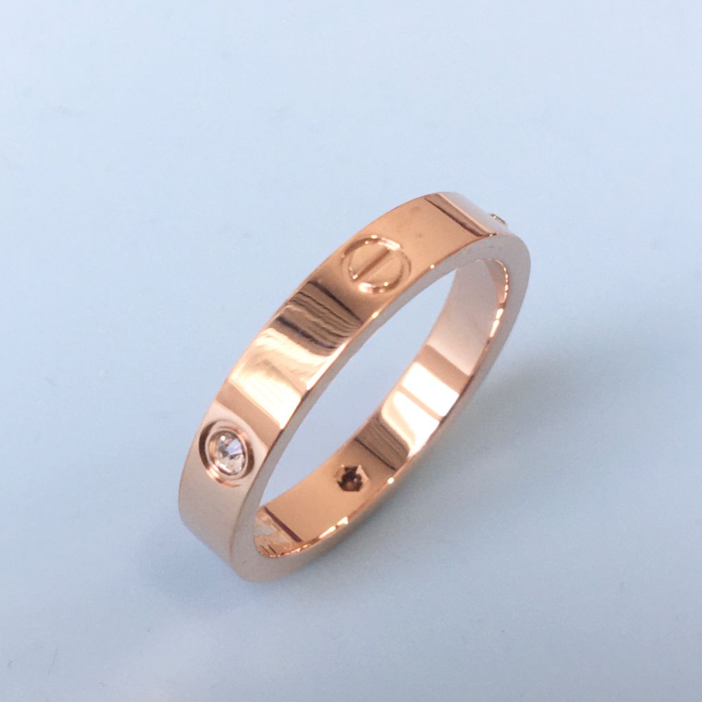 Nhẫn Nam, Nữ Titan Cao Cấp - Cartier Màu Vàng Hồng Pha Lê (AD) 