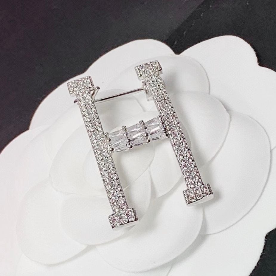  Cài Áo Hermes Màu Trắng Pha Lê (AB) 