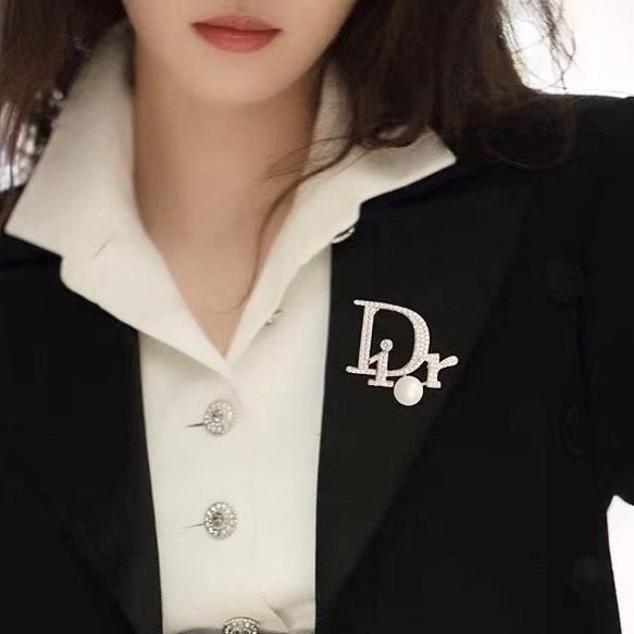  Cài Áo Nam, Nữ - Dior Màu Trắng Ngọc Trai & Pha Lê (AN) 