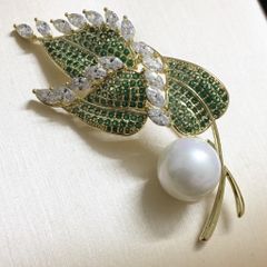  Cài Áo 3 Chiếc Lá Ngọc Trai & Pha Lê Xanh Sang Trọng (AI) 